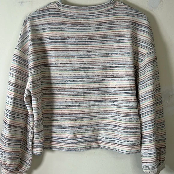Madewell Bubble-Sleeve Crop Top in Rainbow Stripes Size Large - Picture 4 of 10